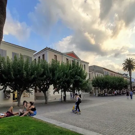 Apt.27-102 Nafplio